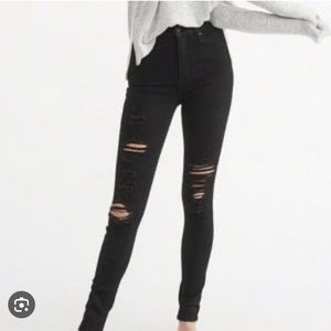 A&F Destroyed High Rise Super Skinny Jean